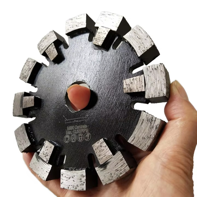コンクリート、懸命にコンクリート、静かに保護歯を搭載するコンクリートを切るための160mmのタック ポイント刃