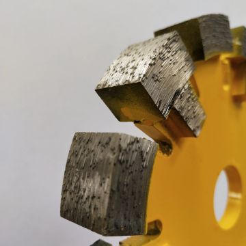 床の具体的な切断120mmのタック ポイント ダイヤモンドの刃