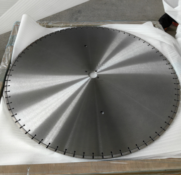 プレストレスト・コンクリート橋およびプレストレスト ビームを切るための710mmのレーザーによって溶接される刃