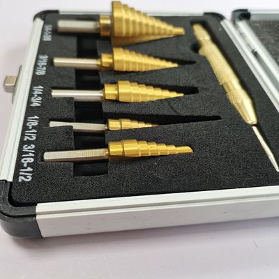 8 PCS HSSのチタニウムの窒化物は高速高速度鋼のステップ ビットに塗った